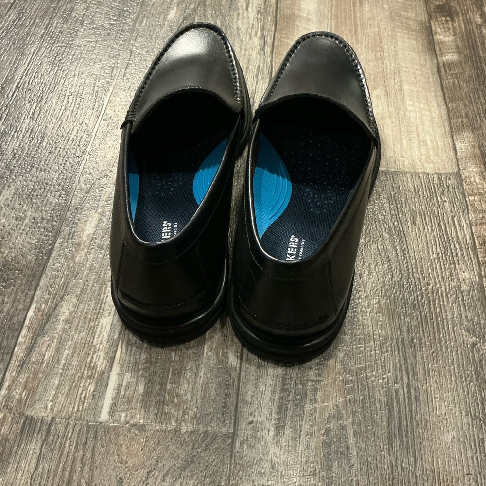 Dockers Men's Black Leather Loafer Size 10.5 - Picture 14 of 16